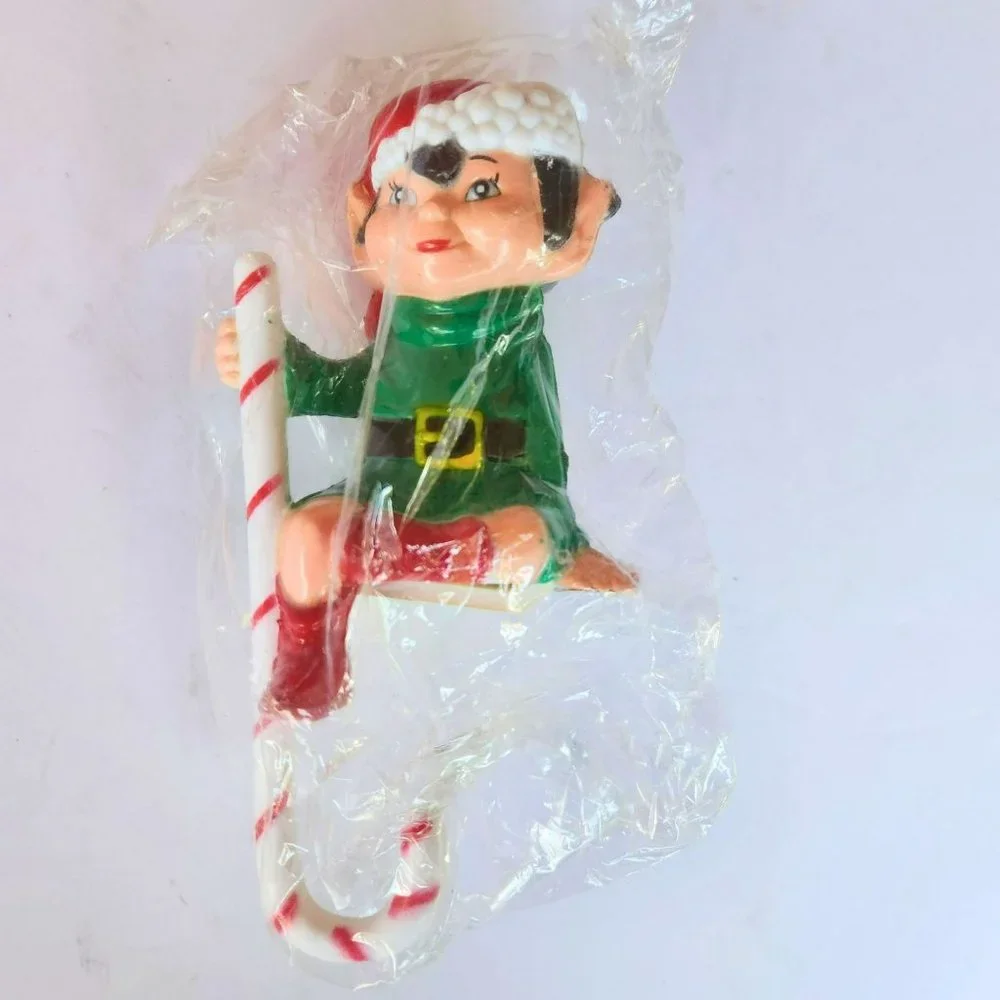 3 Vintage J.S.N.Y. Co. Plastic Santa Elves Christmas Shelf Sitter Stocking Hooks